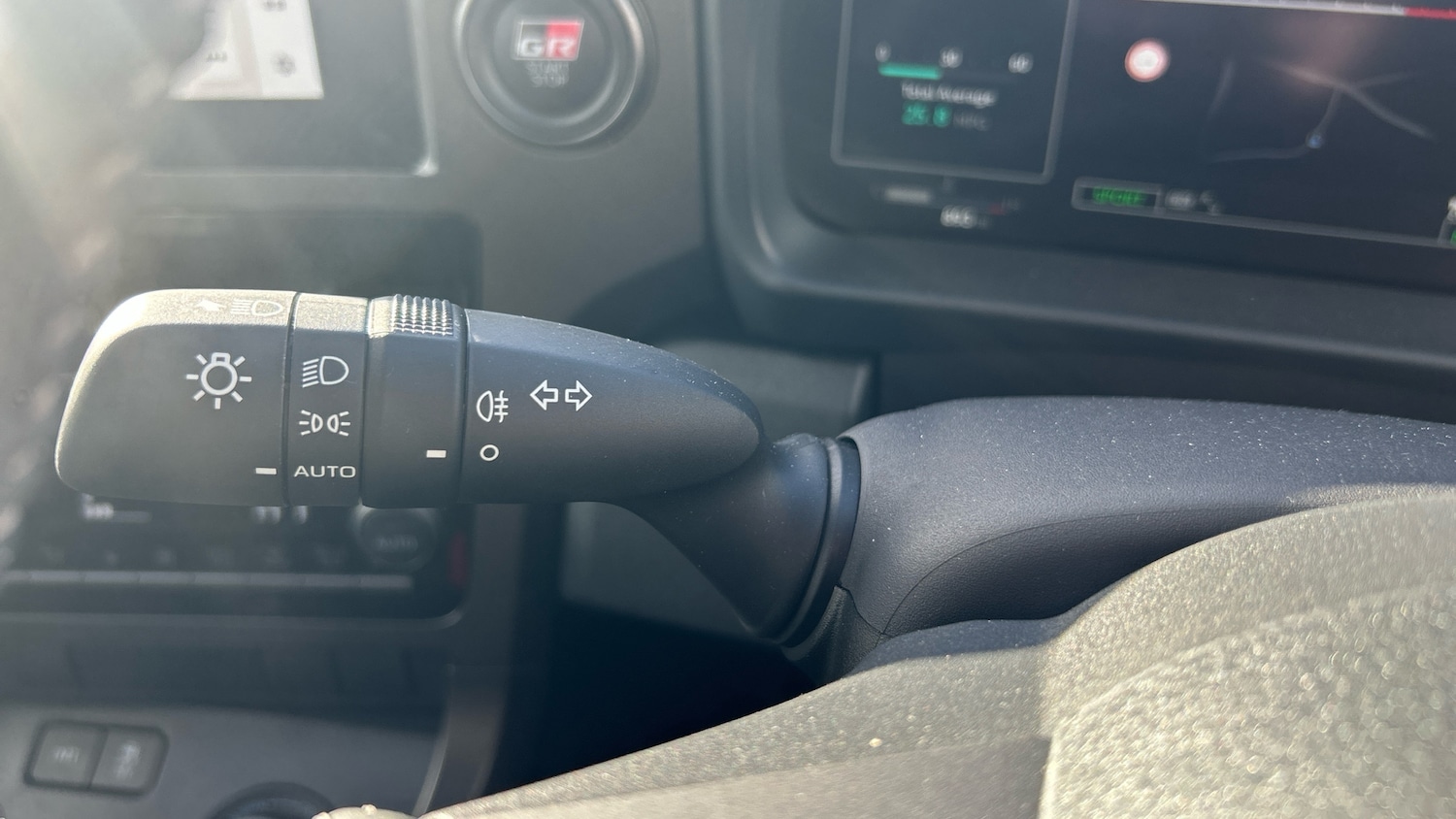 Used Toyota Yaris 2024 for sale - 76957352: Photo 42