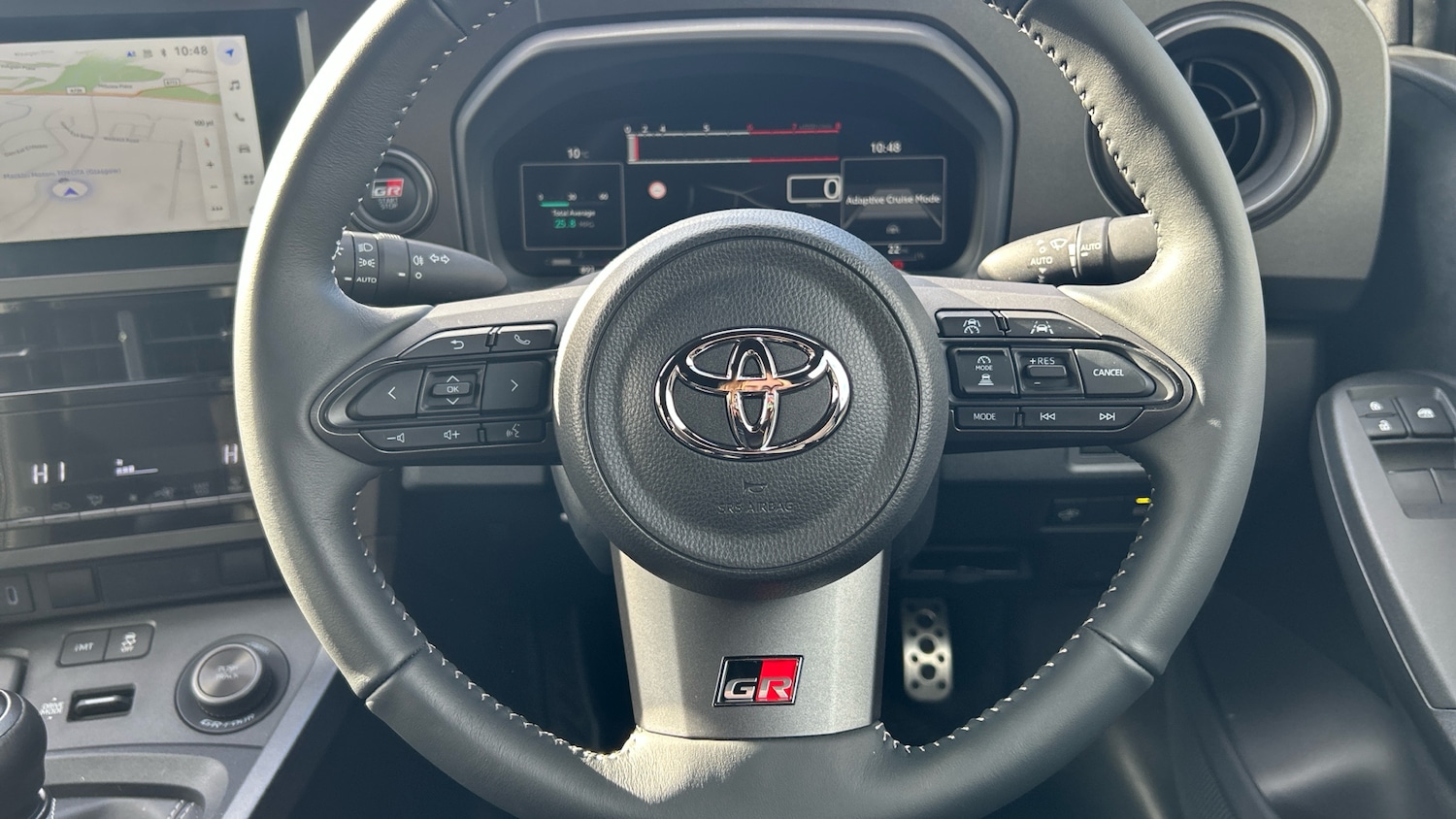 Used Toyota Yaris 2024 for sale - 76957352: Photo 8