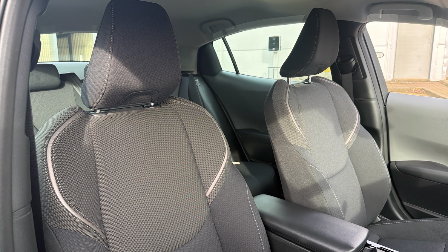 Used Toyota Prius 2025 for sale - 77323787: Photo 21