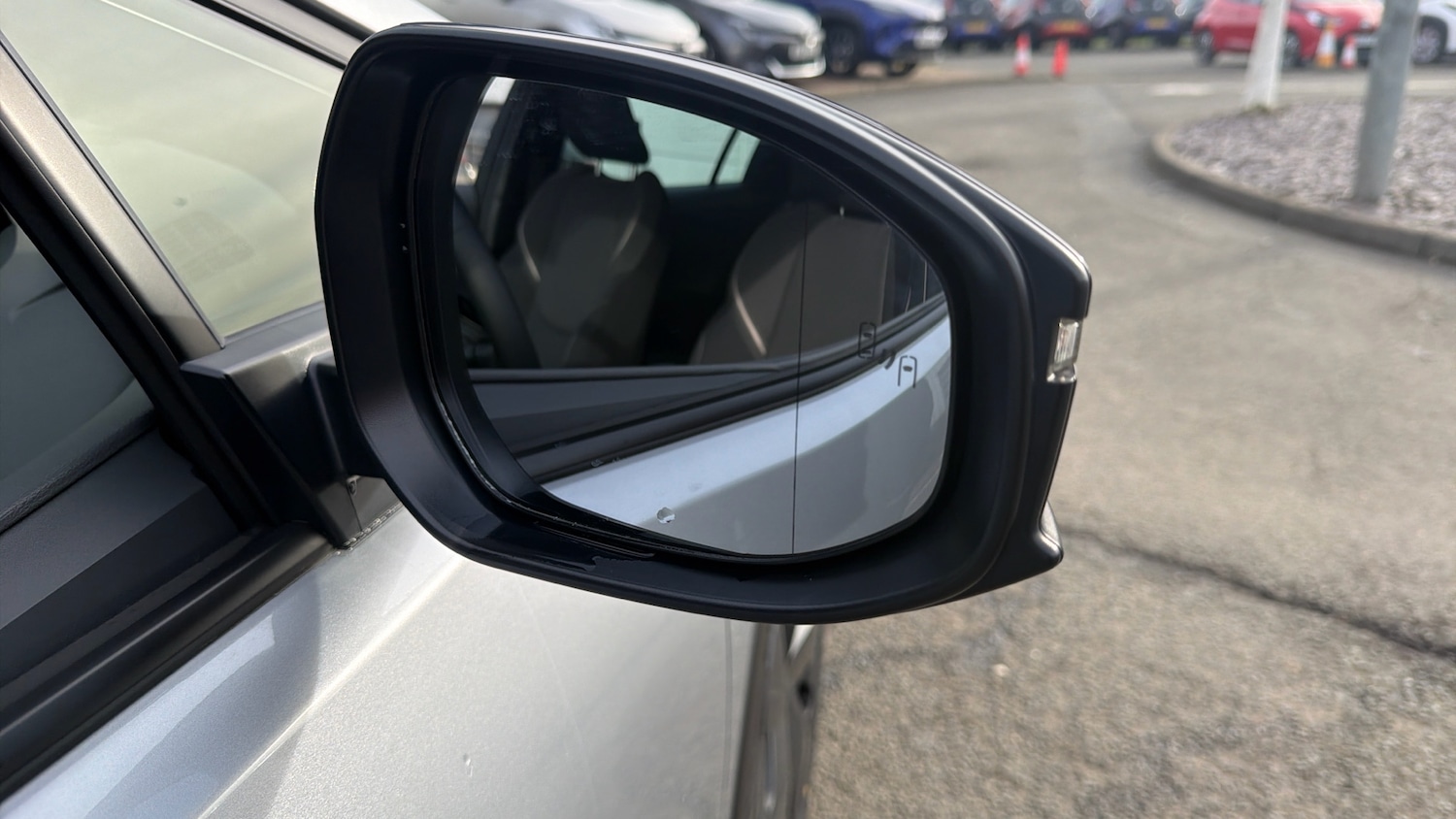 Used Toyota Prius 2025 for sale - 77323787: Photo 38