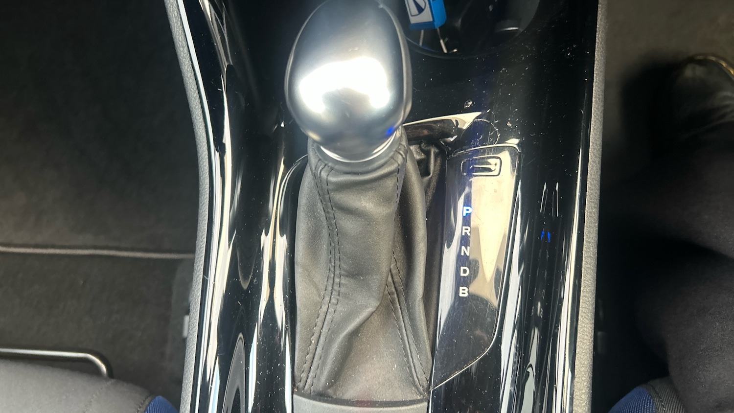 Used Toyota C-HR 2020 for sale - 77690625: Photo 41