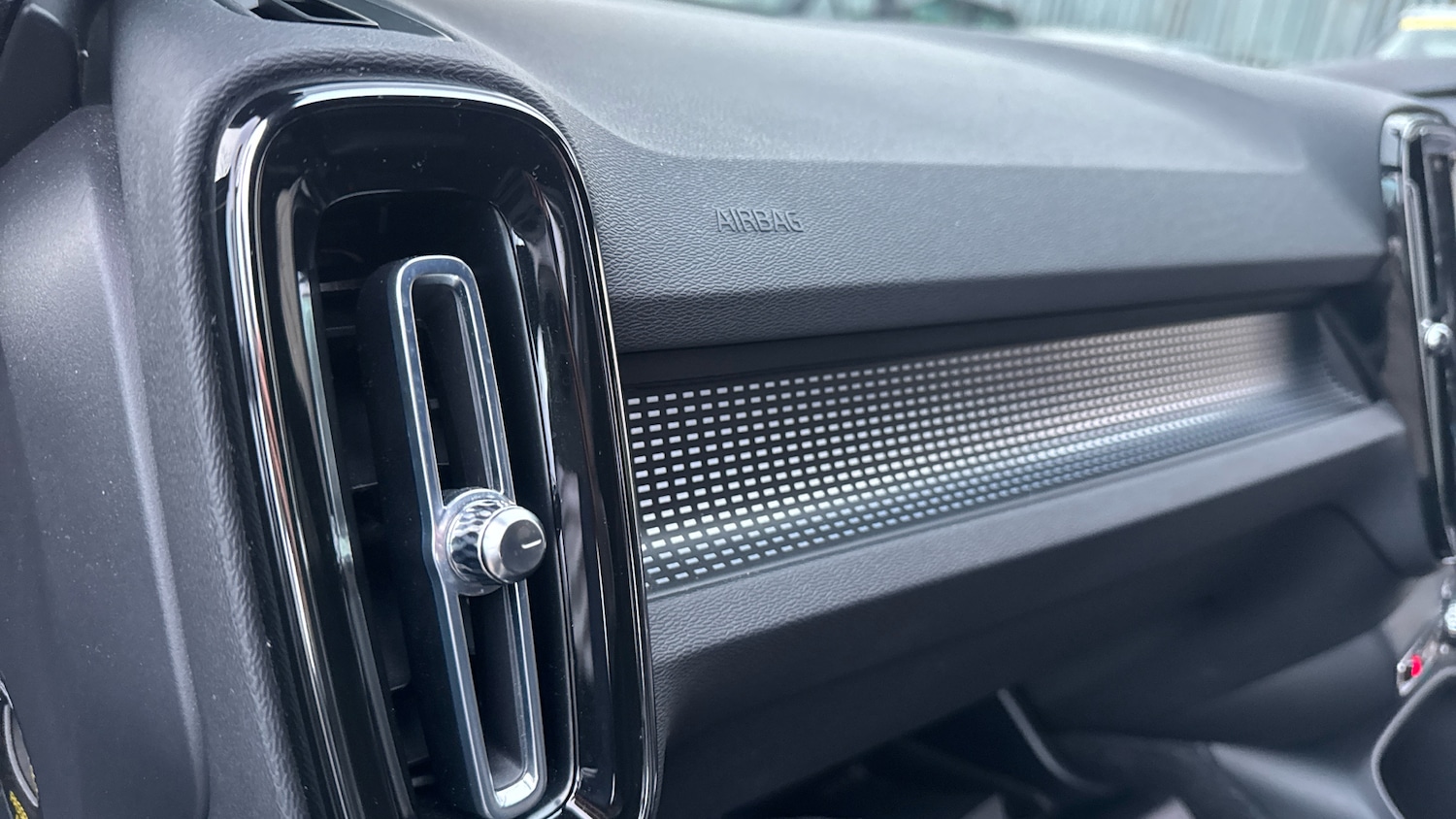 Used Volvo XC40 2021 for sale - 78045433: Photo 28