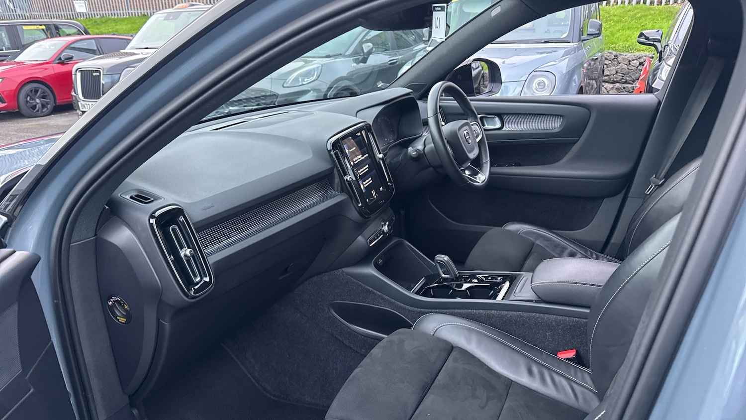 Used Volvo XC40 2021 for sale - 78045433: Photo 9