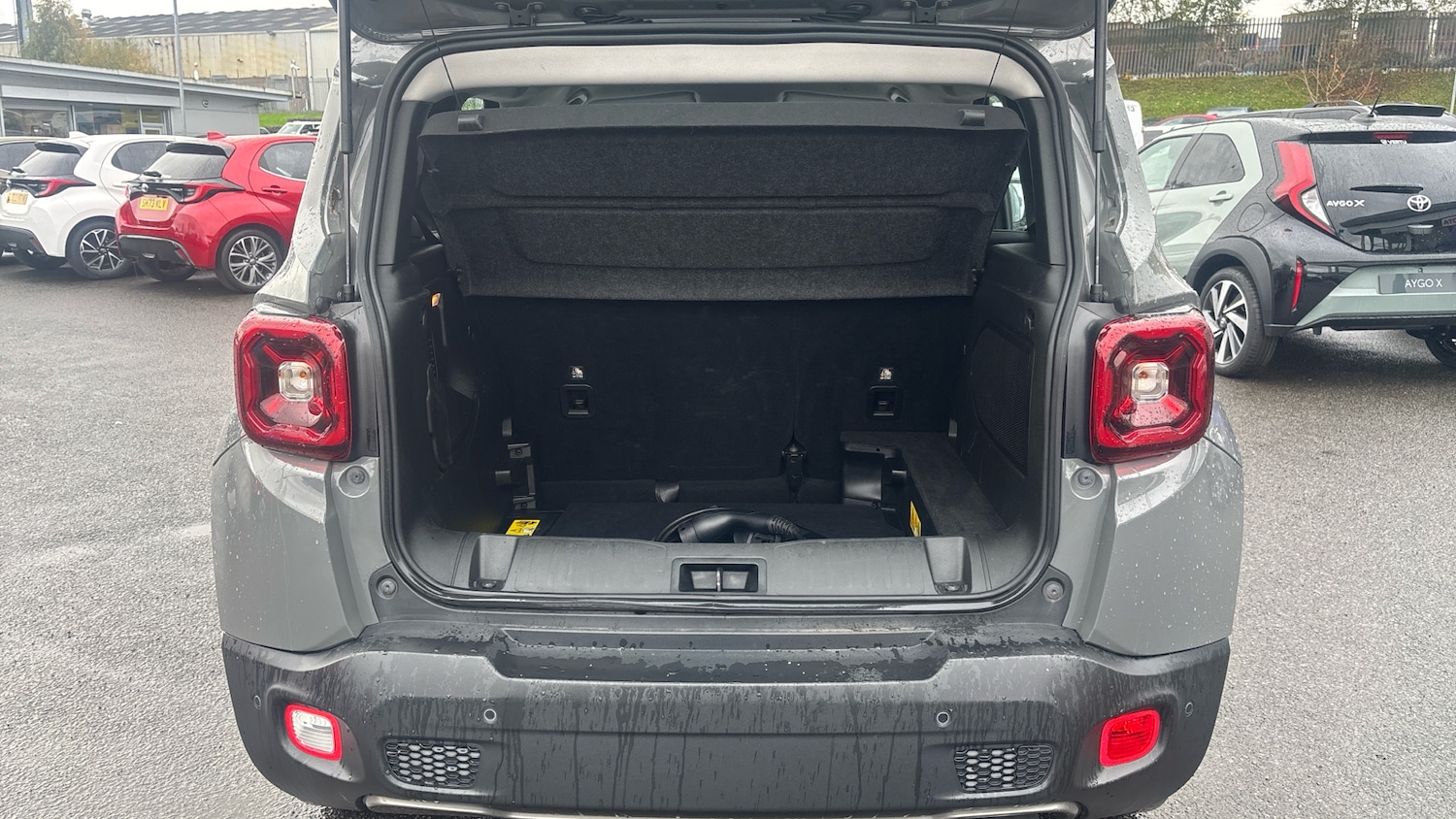 Used Jeep Renegade 2021 for sale - 76428594: Photo 4