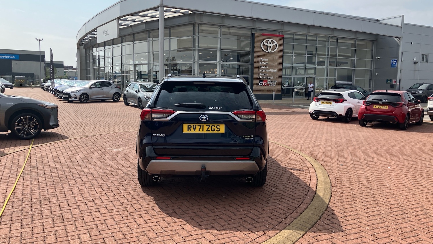 Used Toyota RAV4 2021 for sale - 76791743: Photo 19