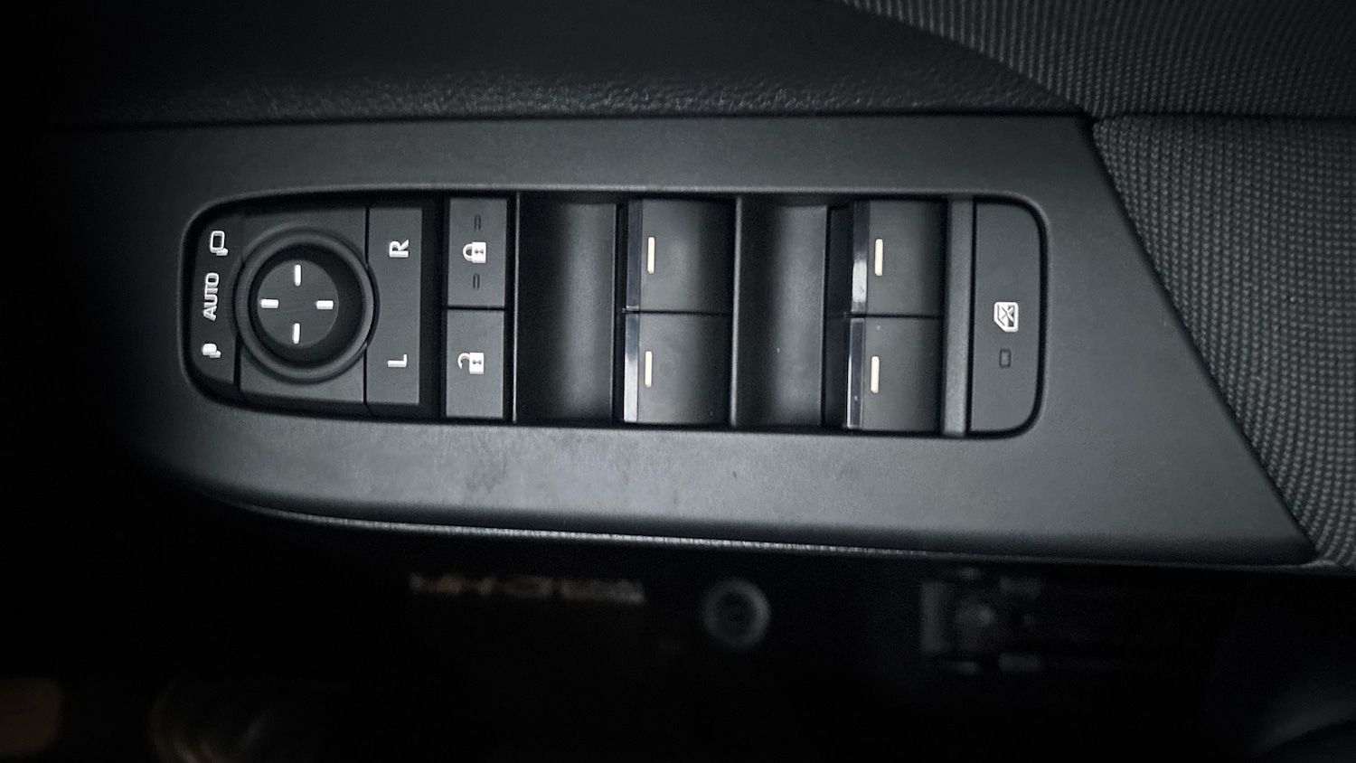 Used Toyota C-HR 2024 for sale - 77125639: Photo 26