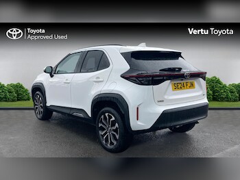 Used Toyota Yaris Cross 2024 for sale - 78108179: Photo