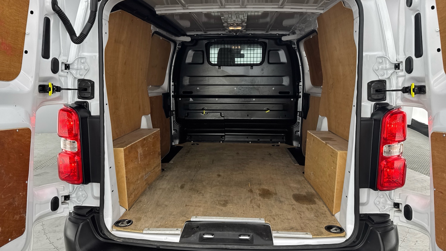 Used Toyota ProAce 2023 for sale - 76984625: Photo 14