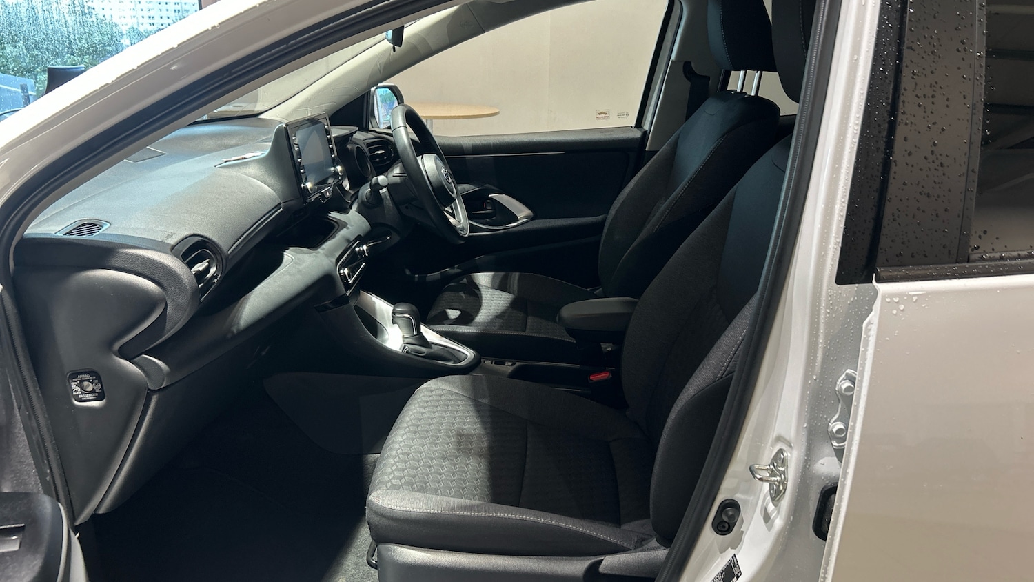 Used Toyota Yaris 2023 for sale - 76157663: Photo 10