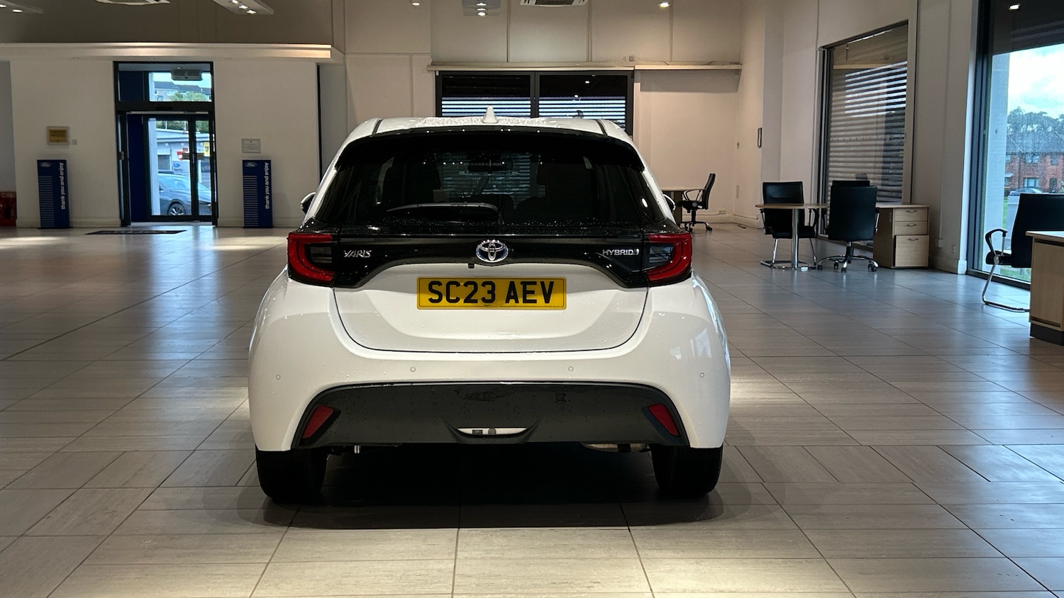 Used Toyota Yaris 2023 for sale - 76157663: Photo 19