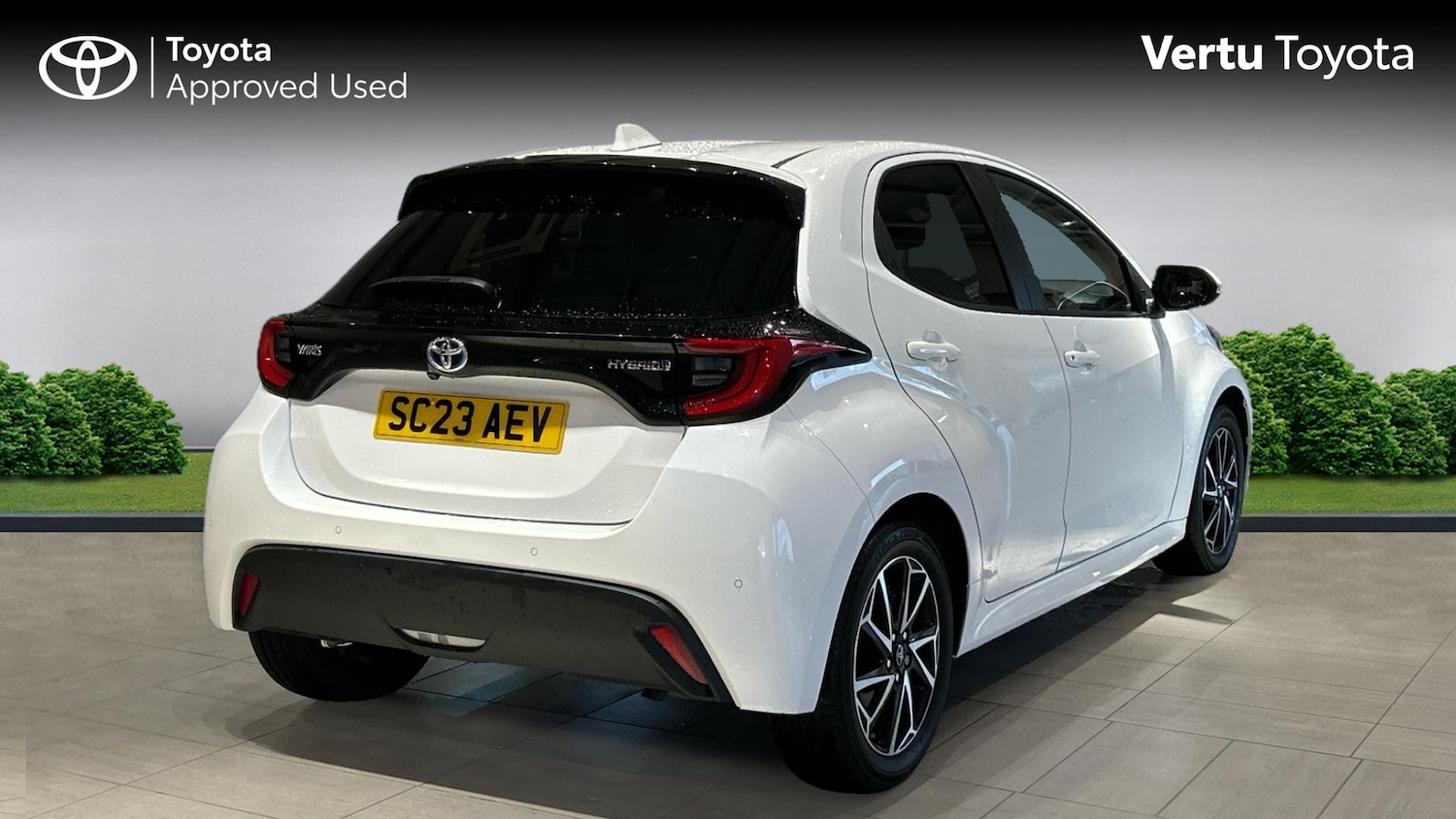 Used Toyota Yaris 2023 for sale - 76157663: Photo 2