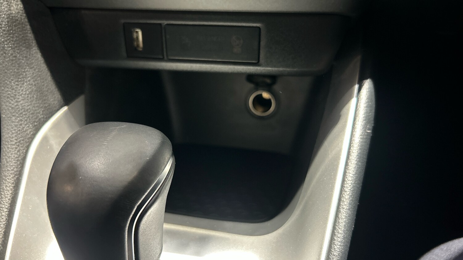 Used Toyota Yaris 2023 for sale - 76157663: Photo 41