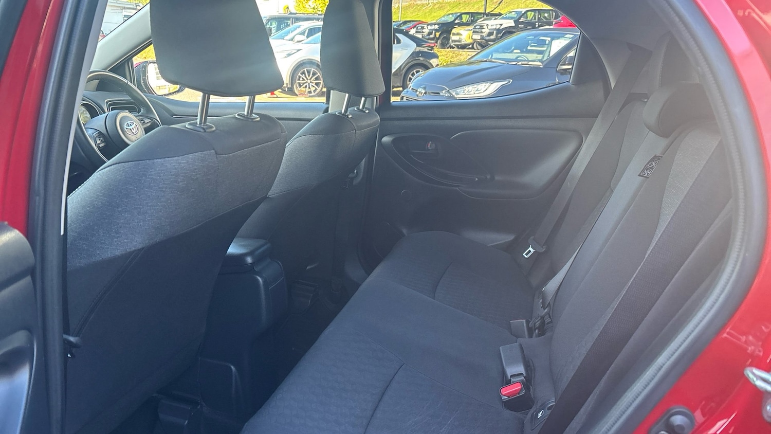 Used Toyota Yaris 2022 for sale - 76127113: Photo 13