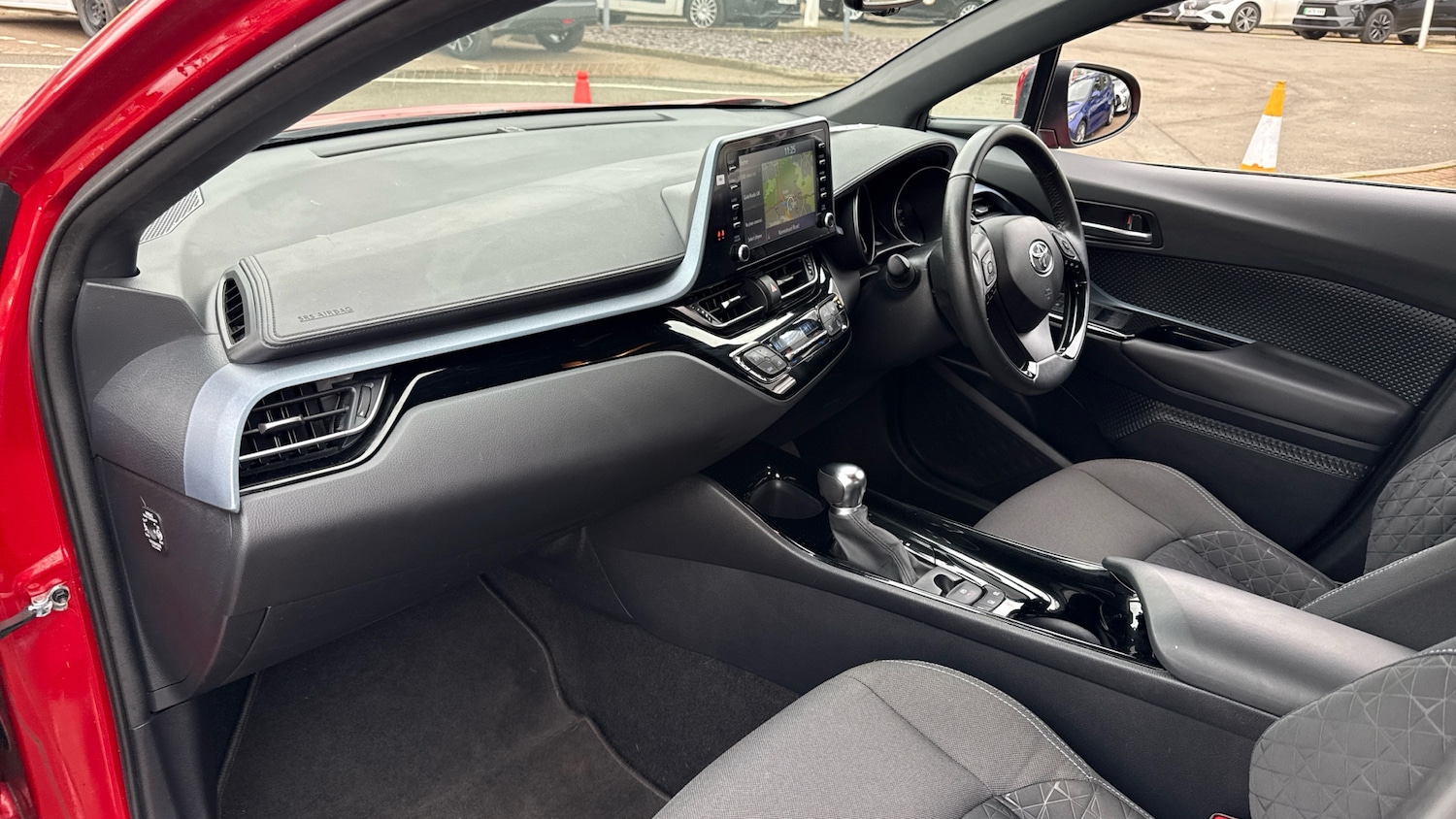 Used Toyota C-HR 2021 for sale - 77579454: Photo 10