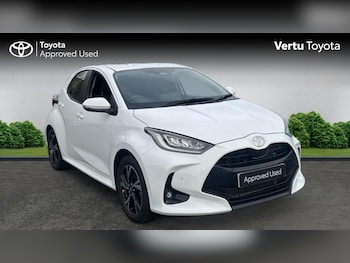 Used Toyota Yaris 2024 for sale - 76681624: Photo