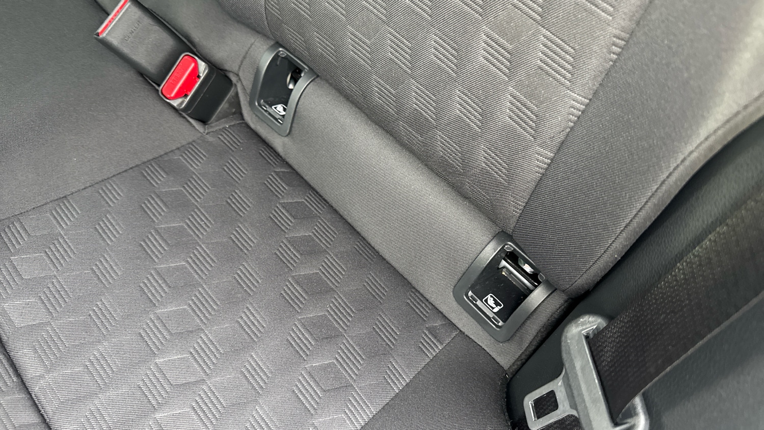 Used Toyota Yaris 2024 for sale - 76681624: Photo 39