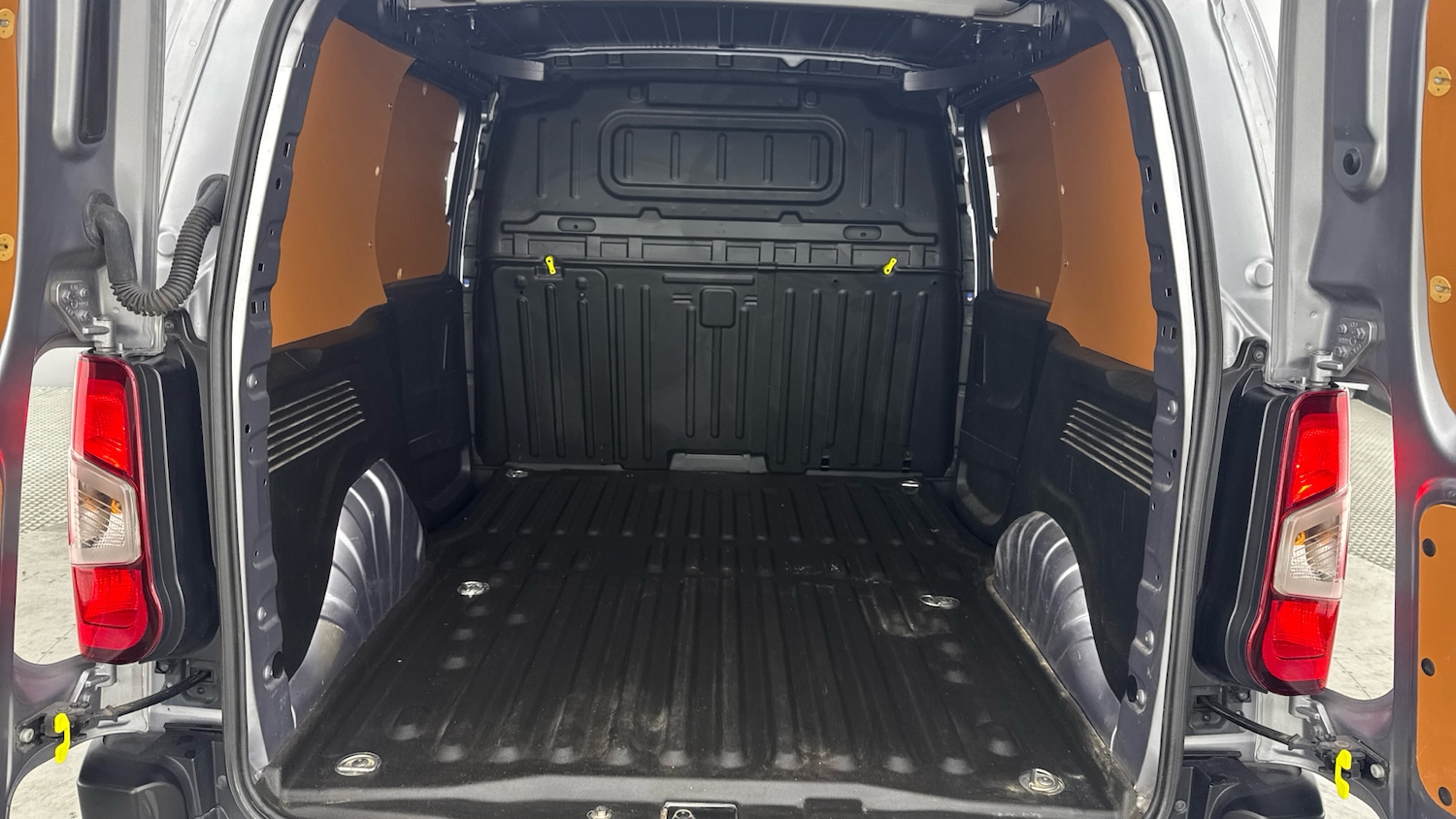 Used Toyota ProAce 2022 for sale - 77337506: Photo 14