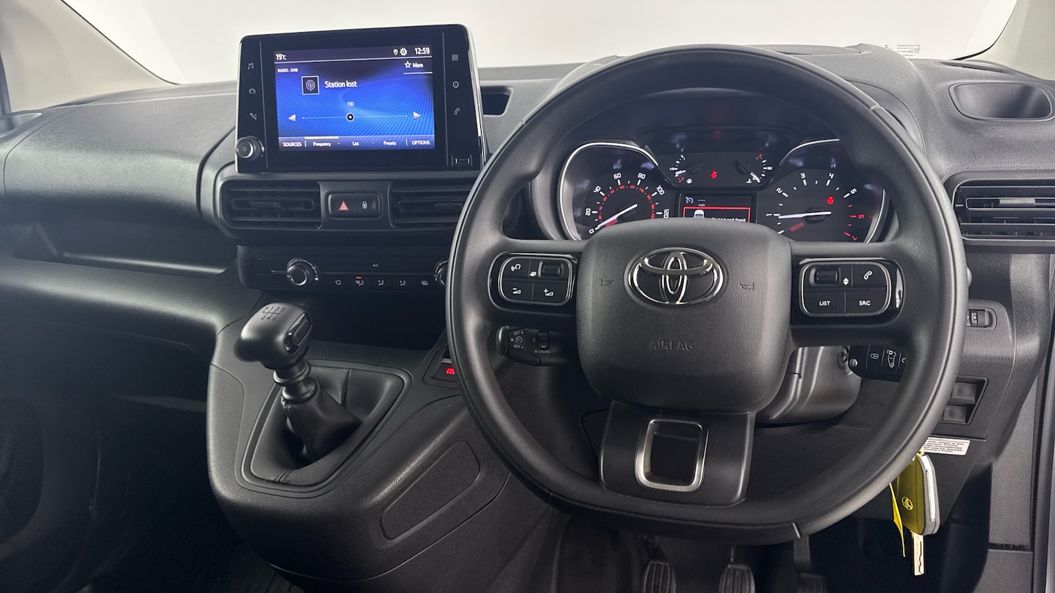 Used Toyota ProAce 2022 for sale - 77337506: Photo 6