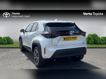 Used Toyota Yaris Cross 2023 for sale - 79487055: Photo