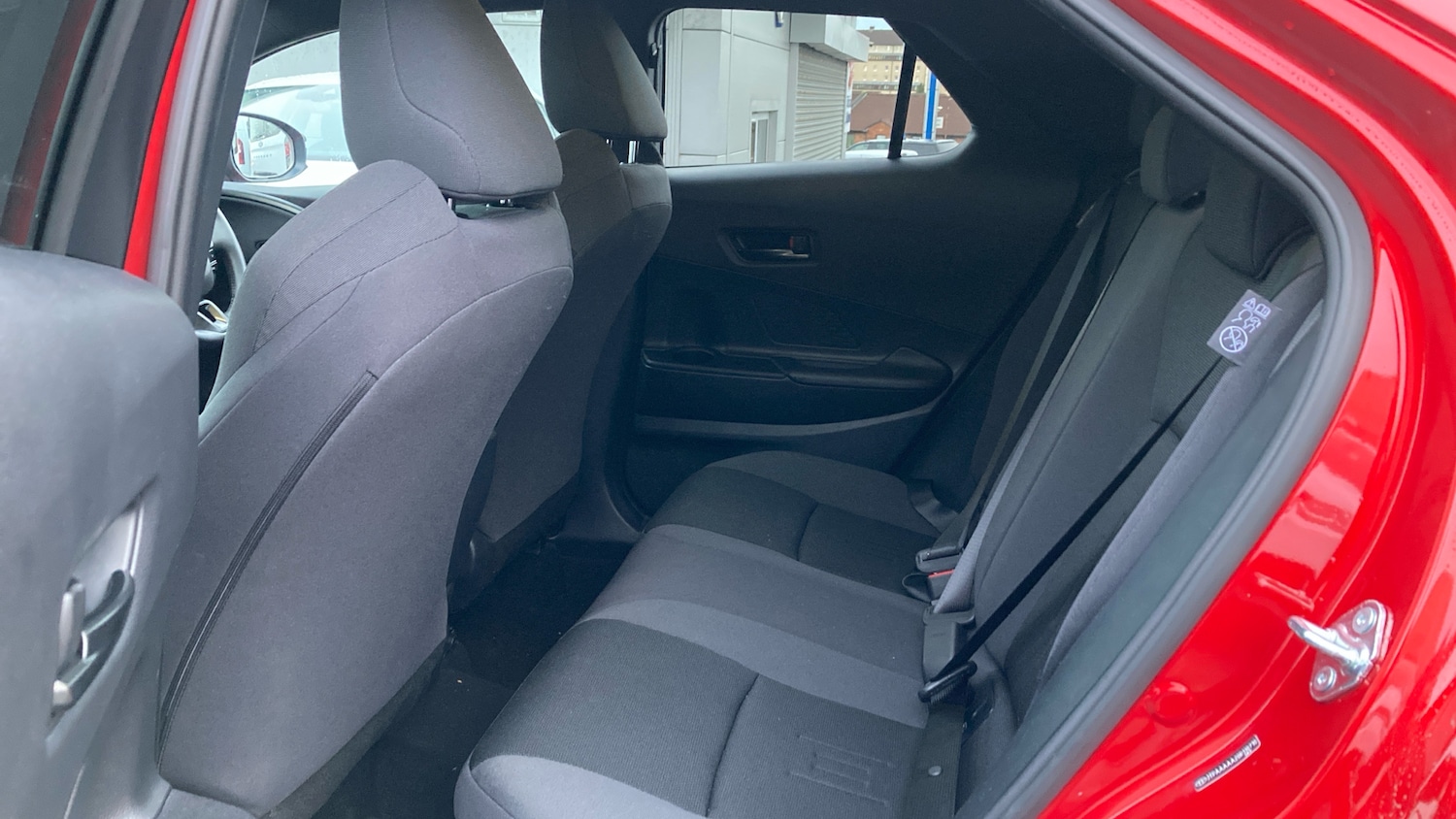 Used Toyota C-HR 2025 for sale - 76818755: Photo 13