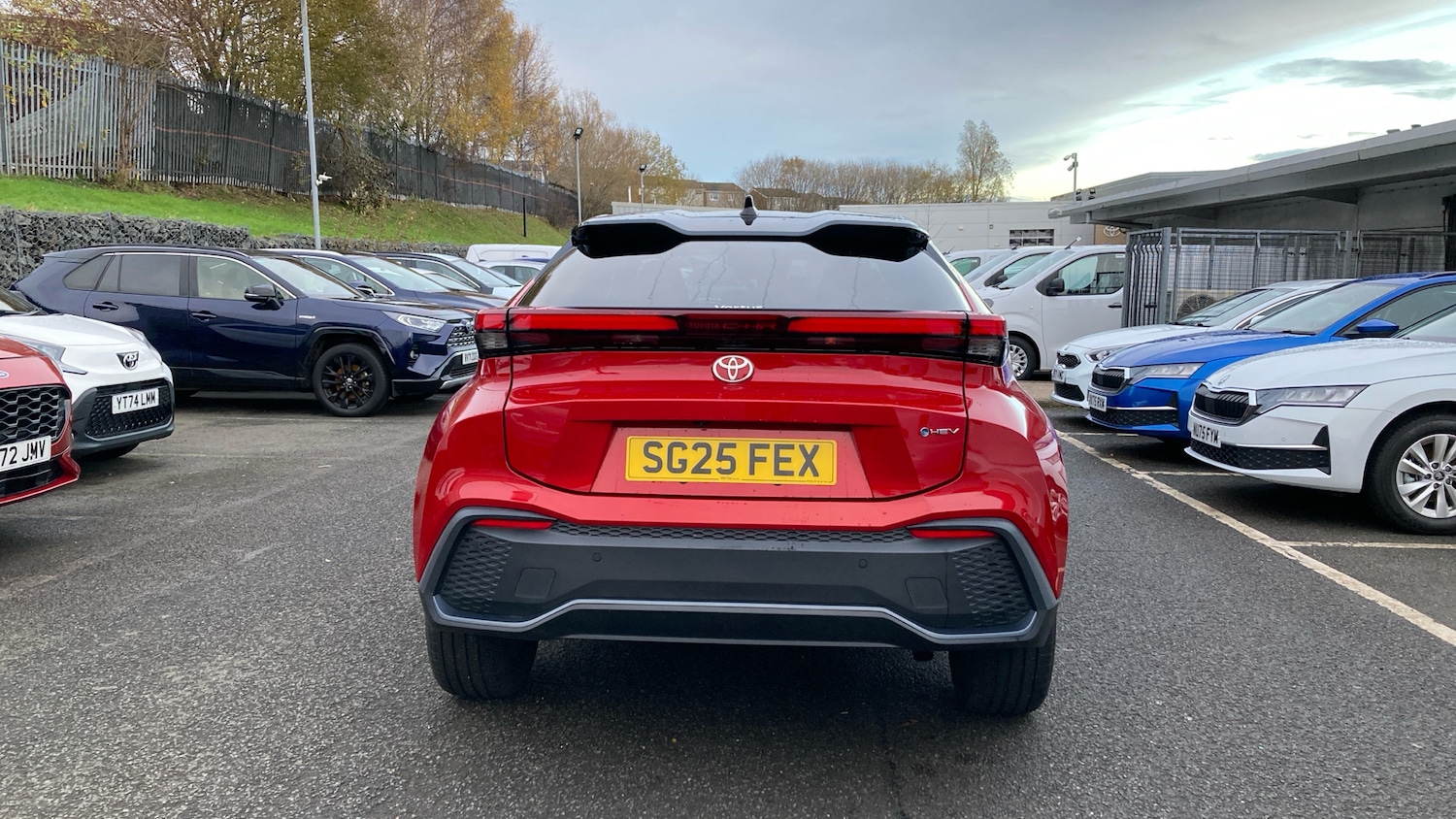 Used Toyota C-HR 2025 for sale - 76818755: Photo 19