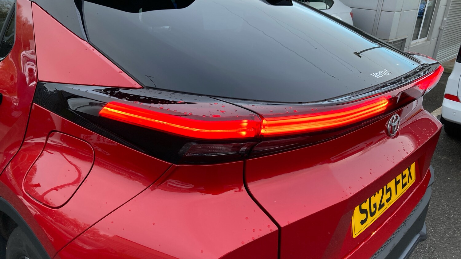 Used Toyota C-HR 2025 for sale - 76818755: Photo 25