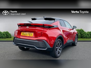 Used Toyota C-HR 2025 for sale - 76818755: Photo