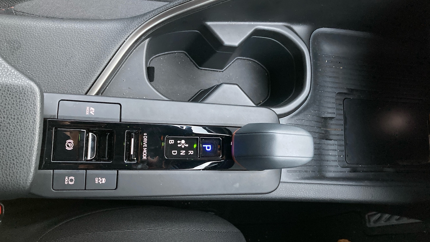 Used Toyota C-HR 2025 for sale - 76818755: Photo 42