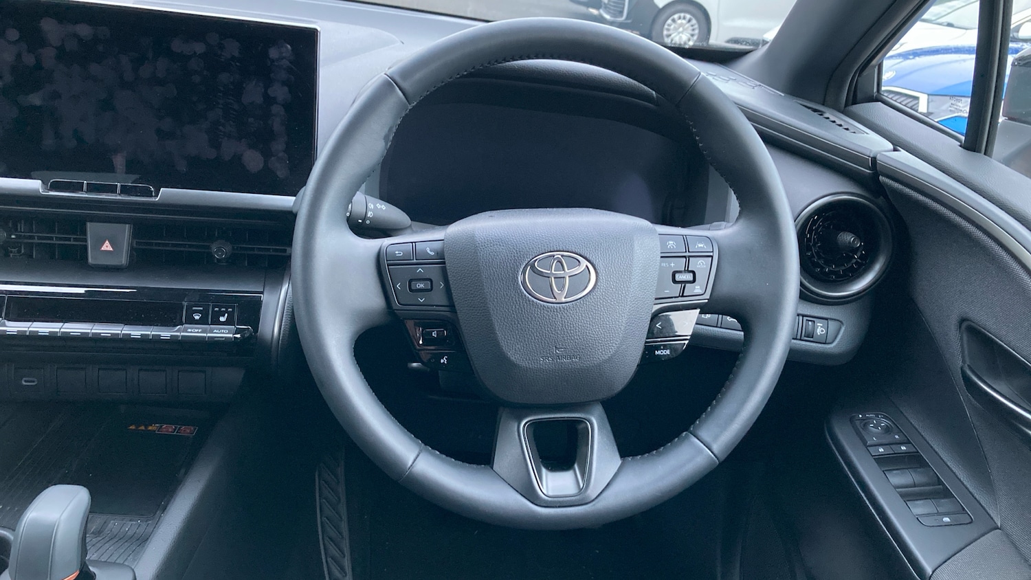 Used Toyota C-HR 2025 for sale - 76818755: Photo 6