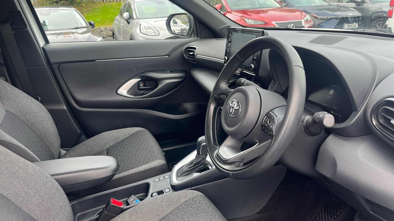 Used Toyota Yaris Cross 2022 for sale - 76253091: Photo 11