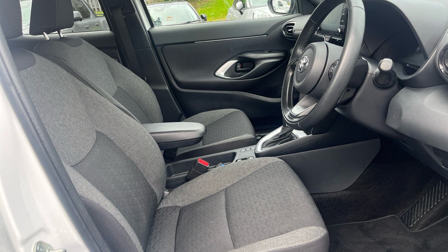 Used Toyota Yaris Cross 2022 for sale - 76253091: Photo 37