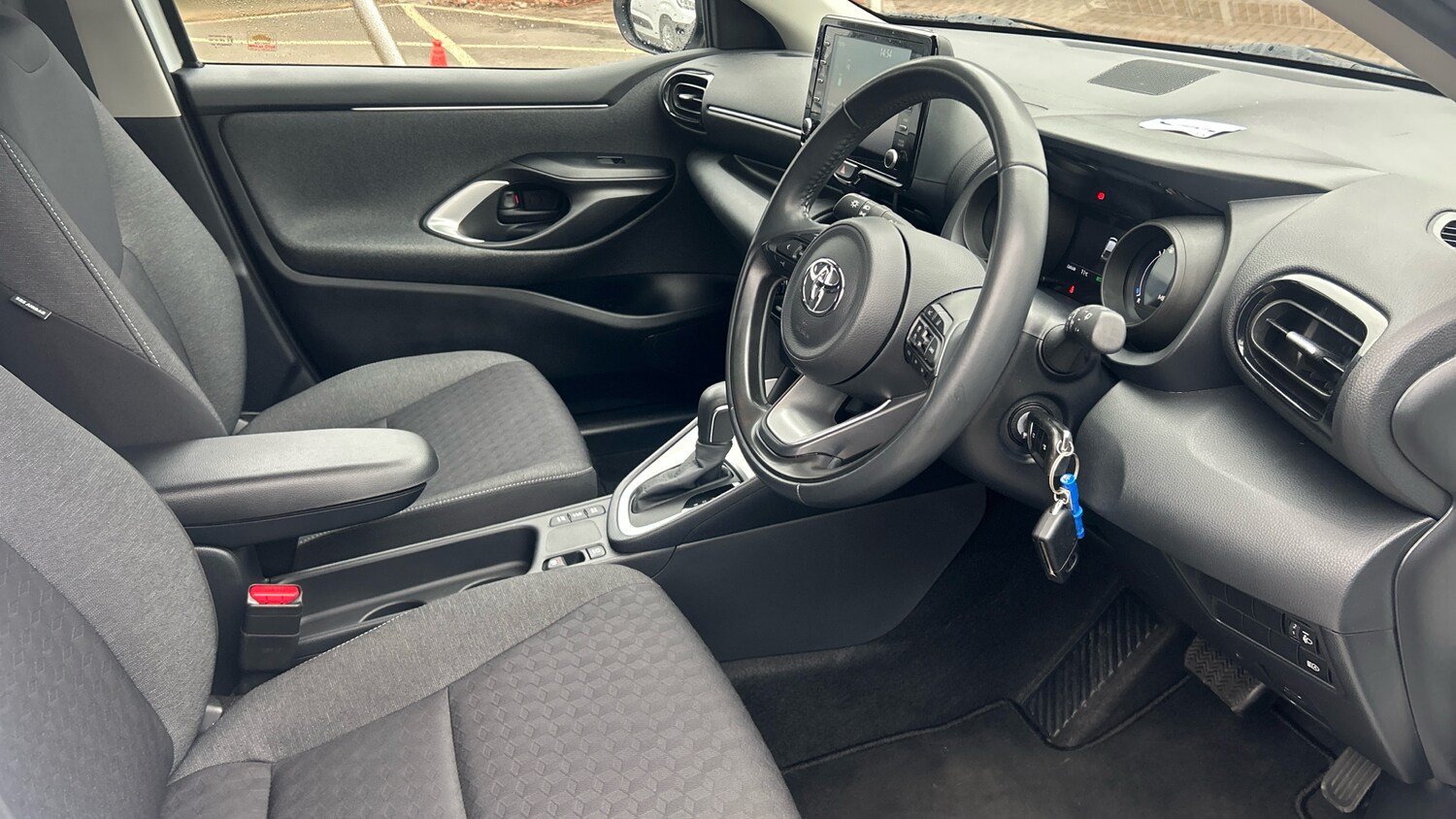 Used Toyota Yaris 2022 for sale - 76157718: Photo 11