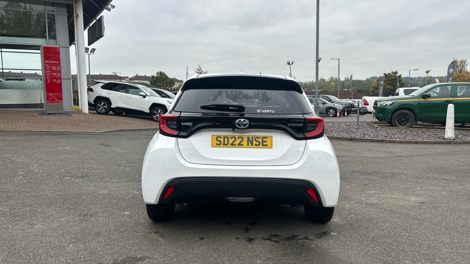 Used Toyota Yaris 2022 for sale - 76157718: Photo 19