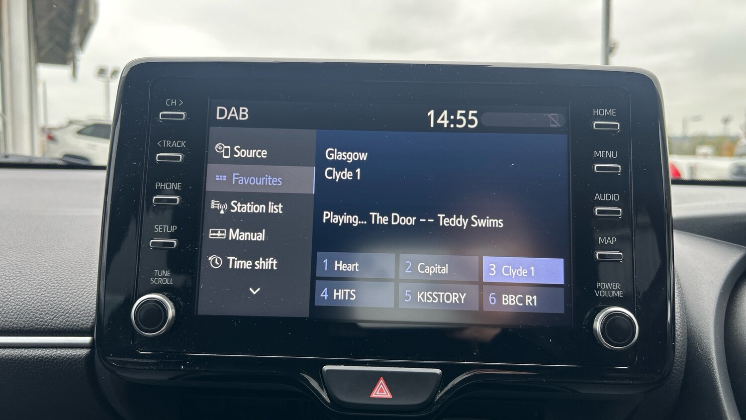 Used Toyota Yaris 2022 for sale - 76157718: Photo 25