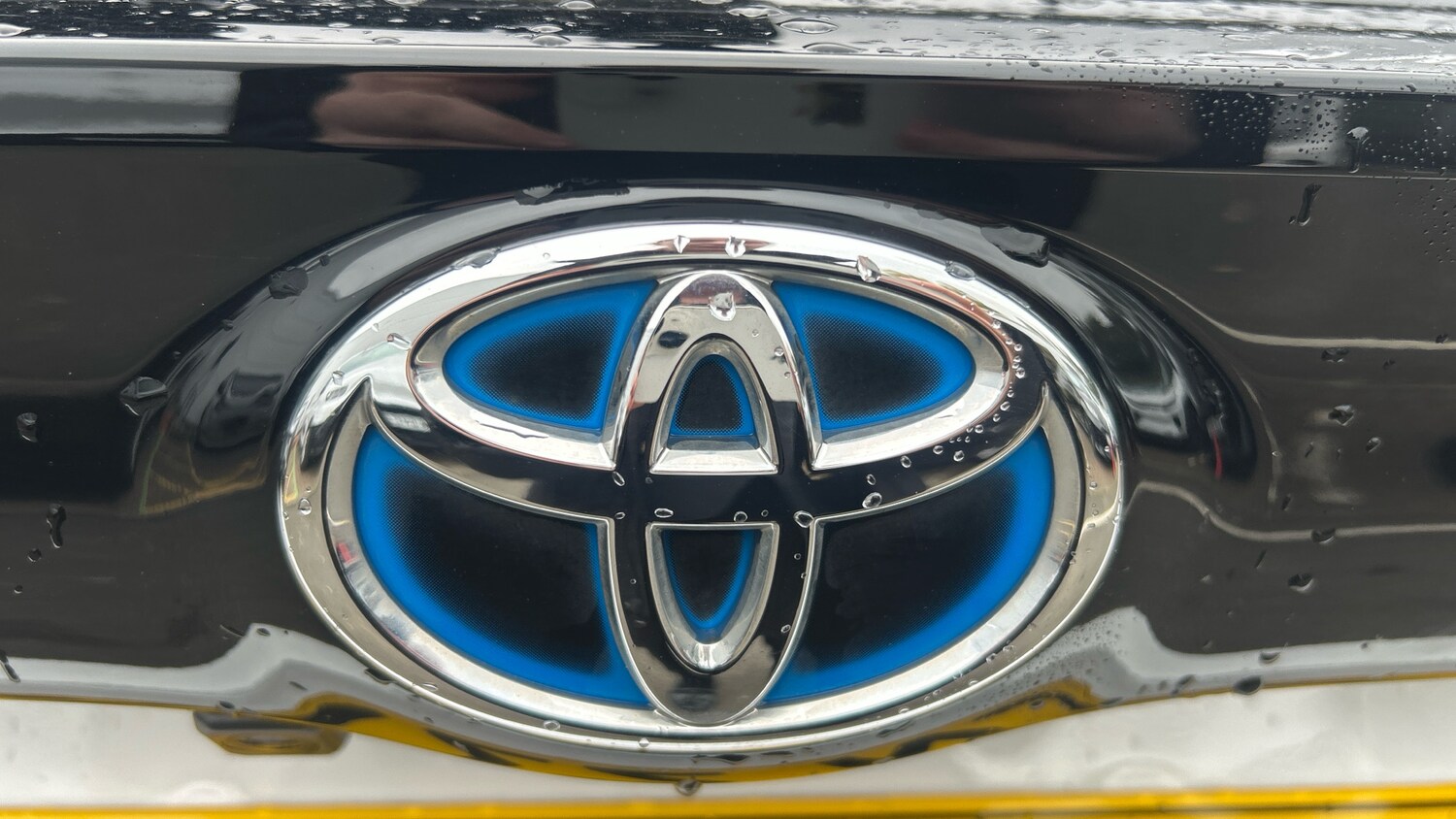 Used Toyota Yaris 2022 for sale - 76157718: Photo 28