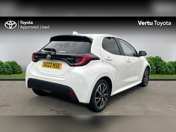 Used Toyota Yaris 2022 for sale - 76157718: Photo 2
