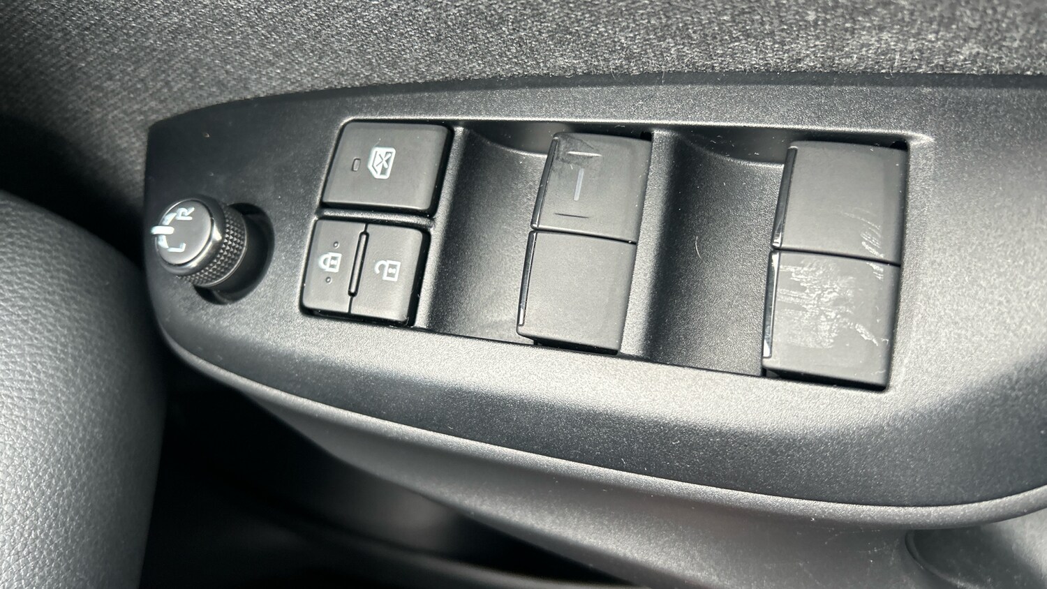 Used Toyota Yaris 2022 for sale - 76157718: Photo 42