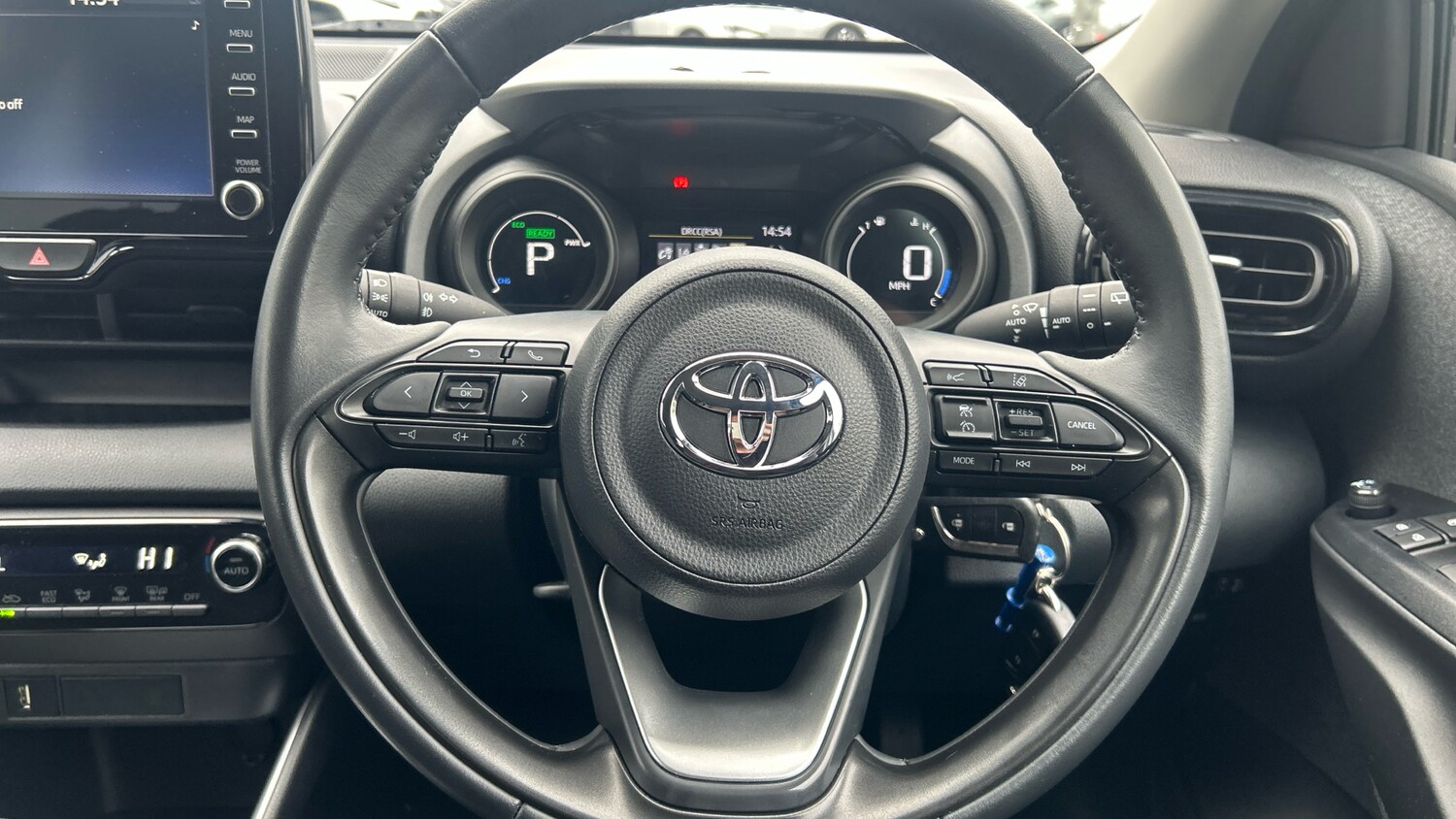 Used Toyota Yaris 2022 for sale - 76157718: Photo 8