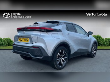 Used Toyota C-HR 2024 for sale - 76461258: Photo