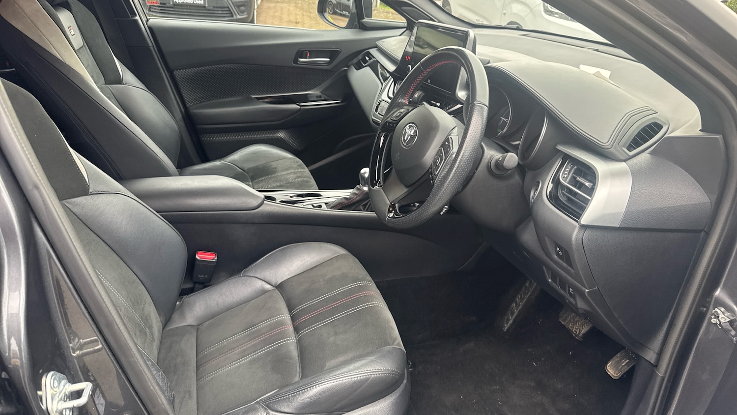 Used Toyota C-HR 2022 for sale - 77530145: Photo 11