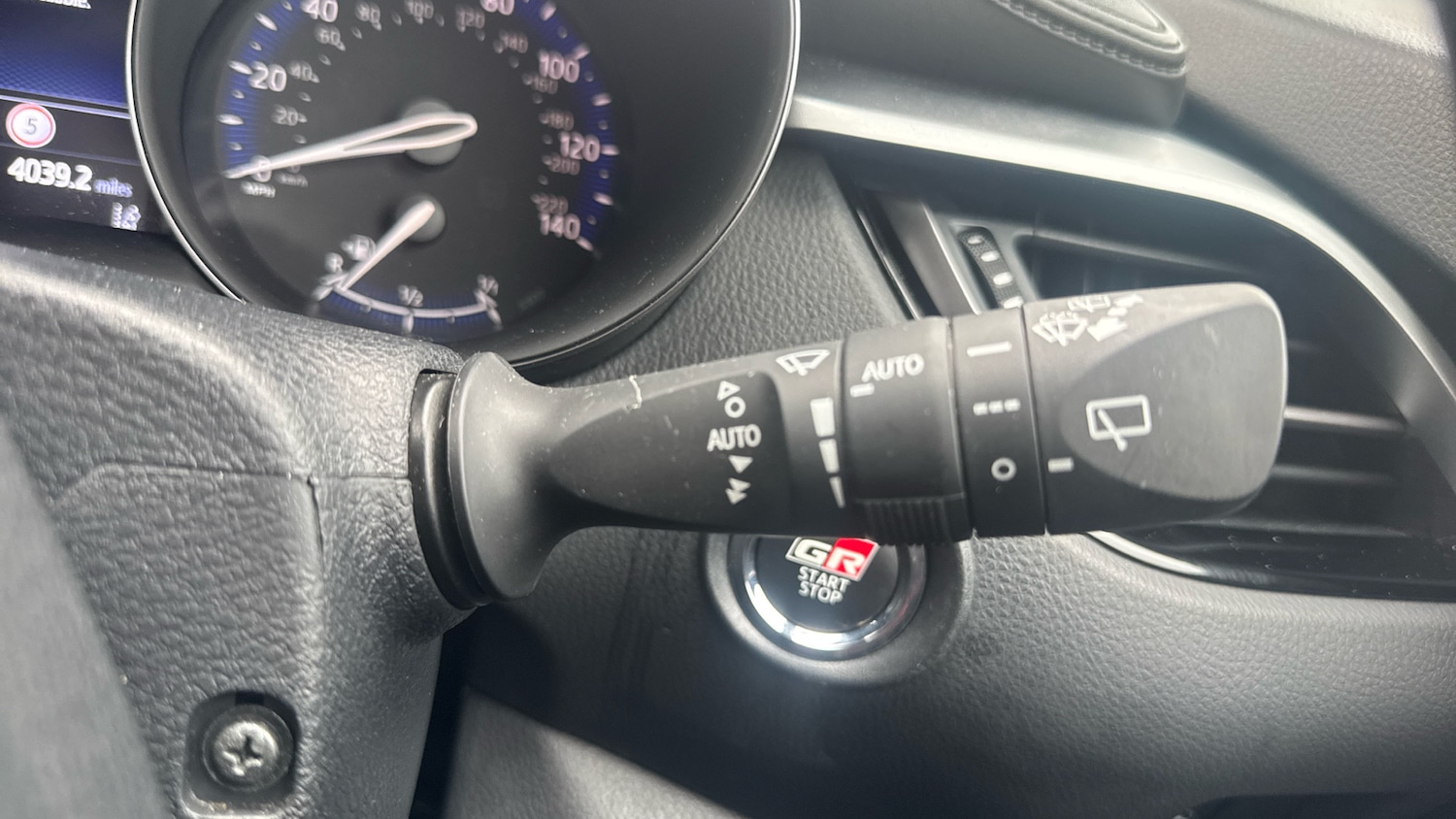 Used Toyota C-HR 2022 for sale - 77530145: Photo 26