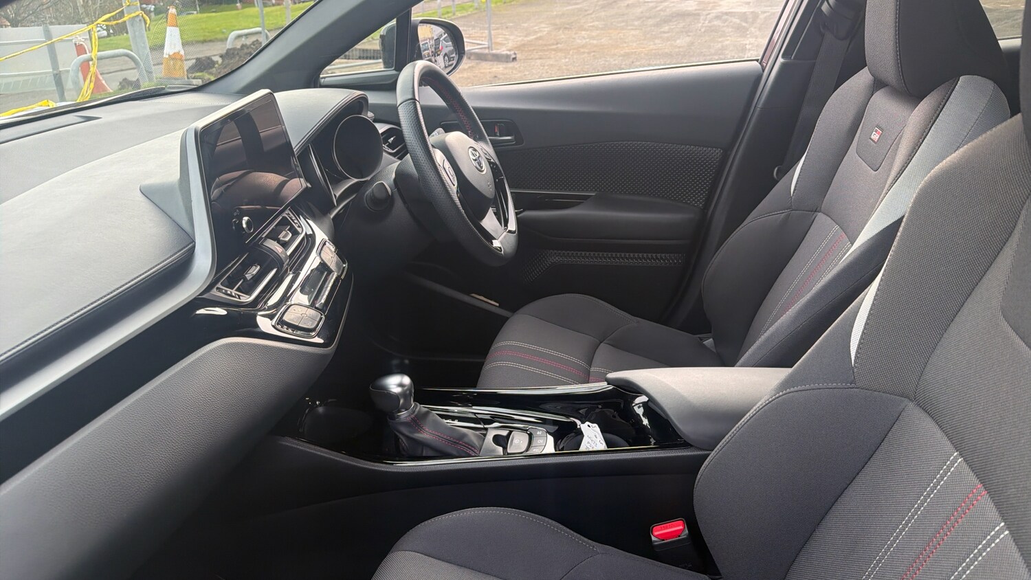 Used Toyota C-HR 2023 for sale - 78122900: Photo 10