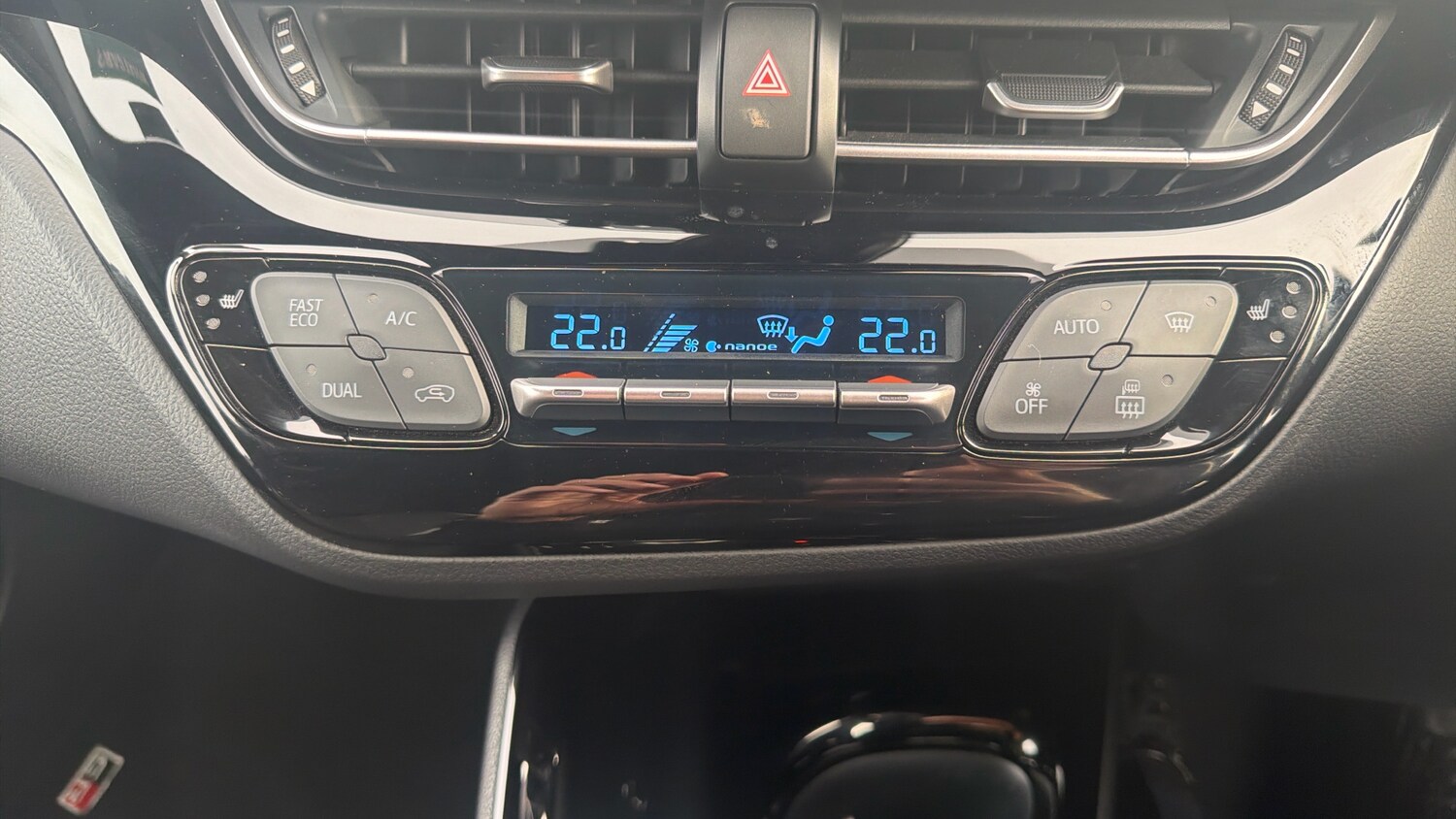 Used Toyota C-HR 2023 for sale - 78122900: Photo 32