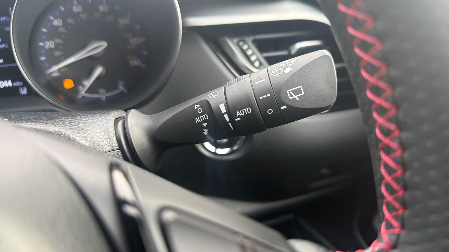 Used Toyota C-HR 2023 for sale - 78122900: Photo 36