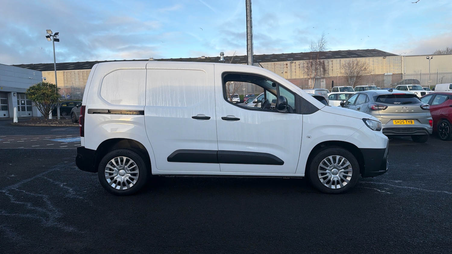 Used Toyota ProAce 2024 for sale - 77077801: Photo 16