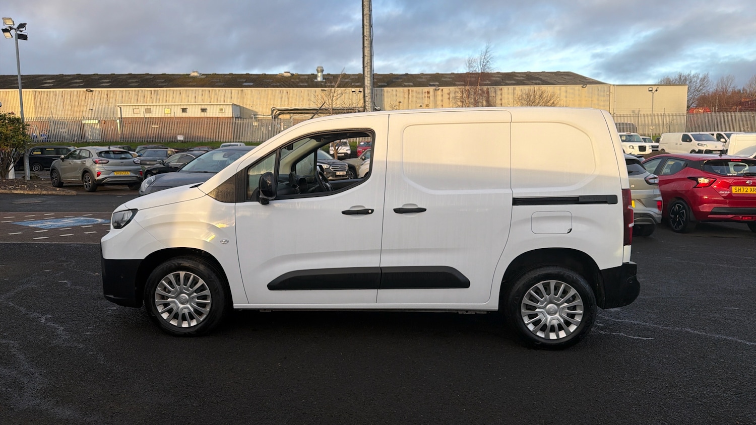 Used Toyota ProAce 2024 for sale - 77077801: Photo 17