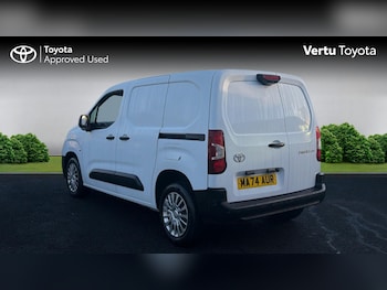 Used Toyota ProAce 2024 for sale - 77077801: Photo