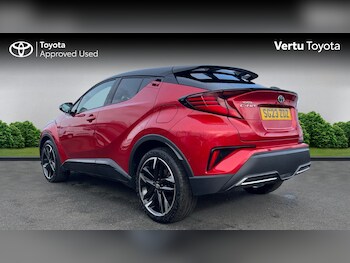 Used Toyota C-HR 2023 for sale - 77831622: Photo