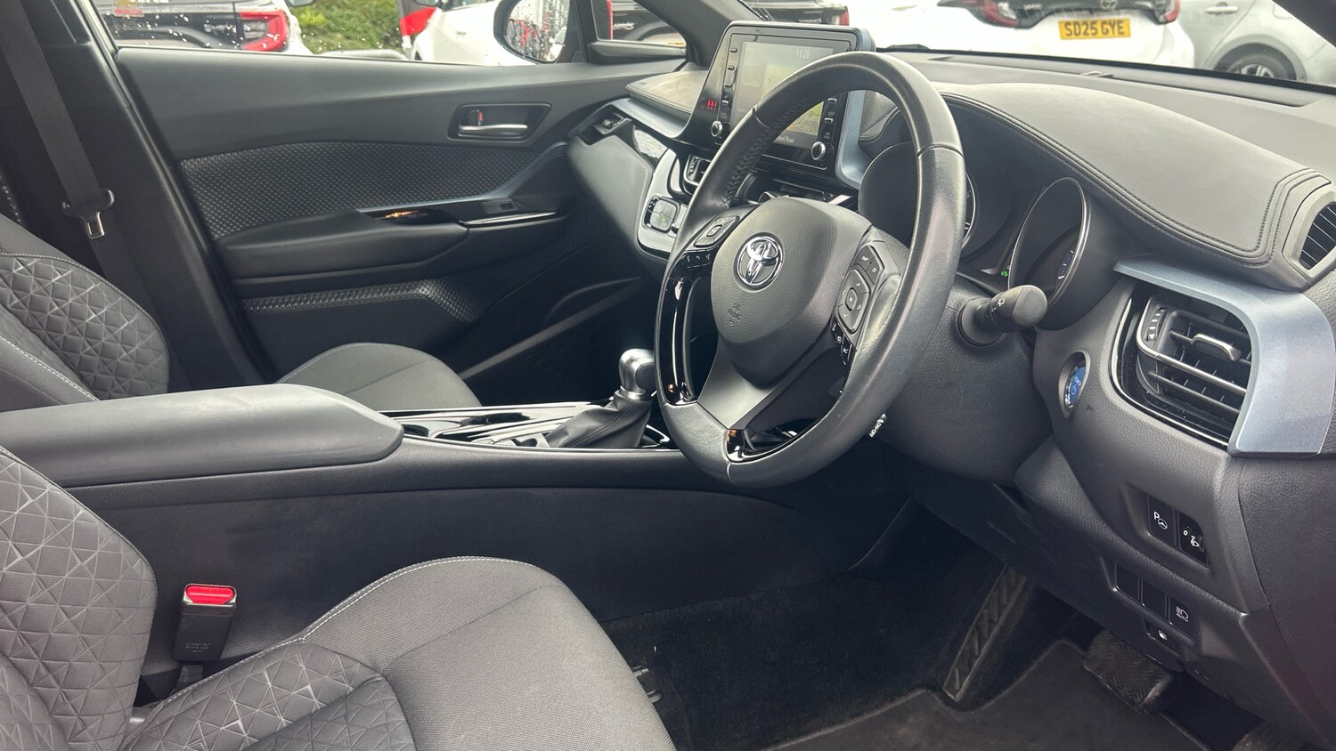 Used Toyota C-HR 2021 for sale - 77760454: Photo 11