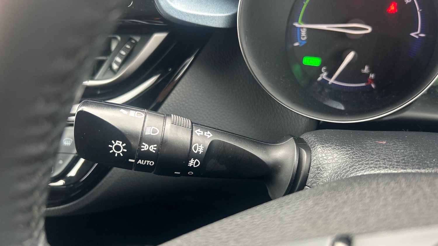 Used Toyota C-HR 2021 for sale - 77760454: Photo 40